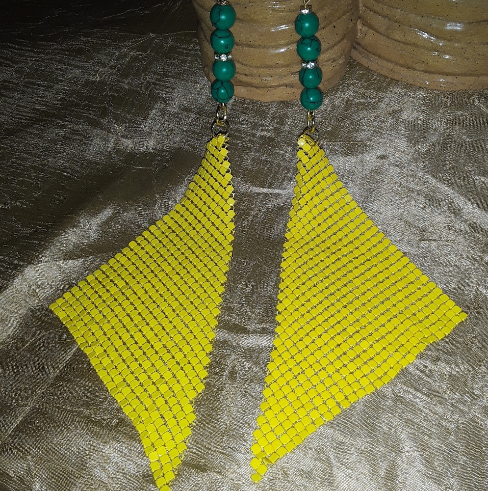 Jewelry - Picture 2 of 2